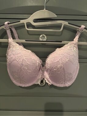 Victoria’s Secret Body by Victoria Bra 34D Lavender Lace Rhinestone